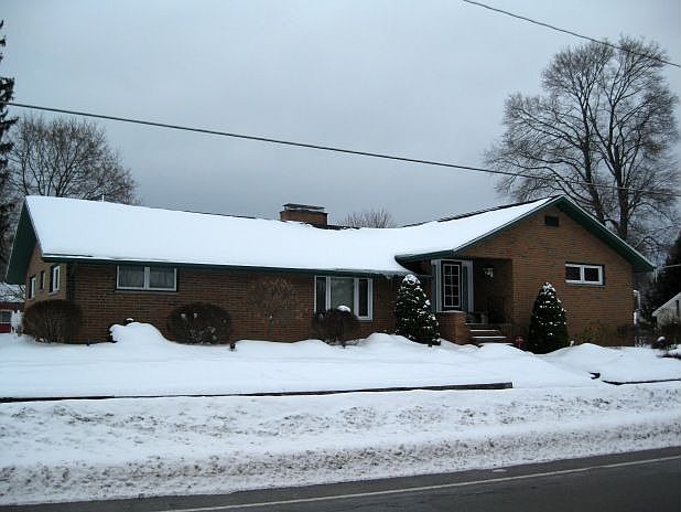 1st image of 65 E Summit St