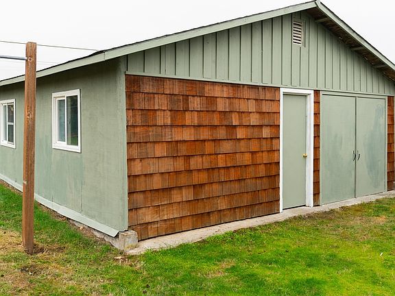 4th image of 4830 Diamond Boulevard SW