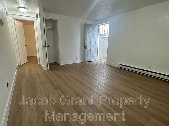4th image of 1345 Paul St APT 3