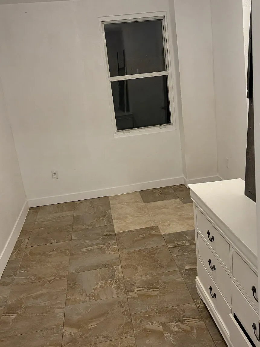 3 bed, 2.0 bath, 1200 sqft, $2,100 — Photo 4
