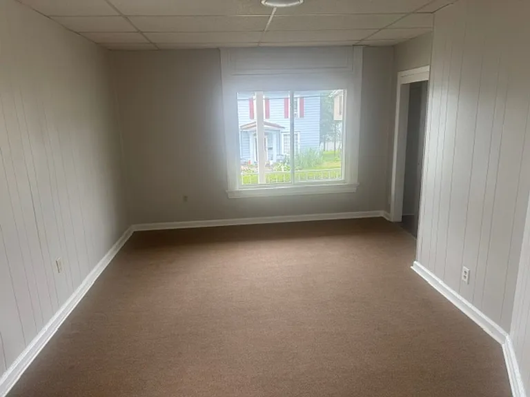 517 Walnut St — Photo 6