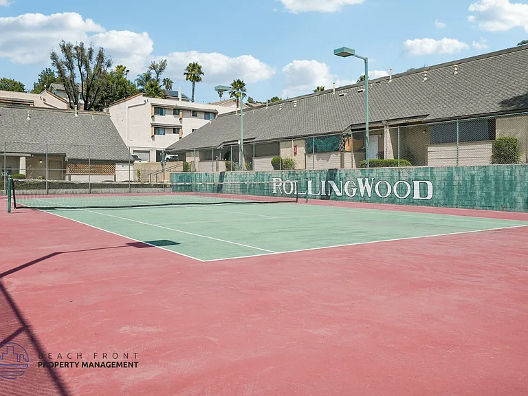 Rollingwood Apartments — Photo 20