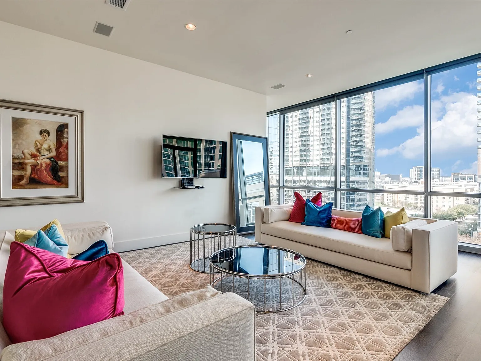 1 bed, 1.5 bath, 1540 sqft, $4,500 — Photo 4