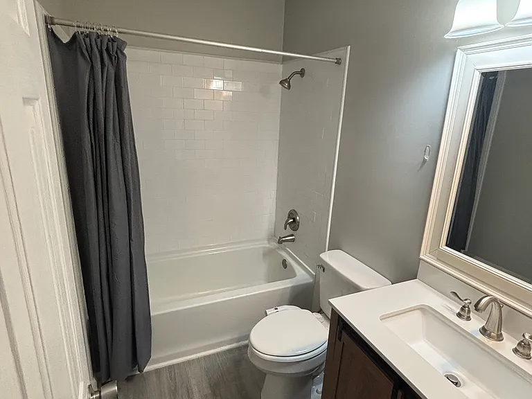 405 E Oakwood St — Photo 11