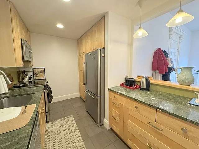 683 Massachusetts Ave #2 — Photo 9