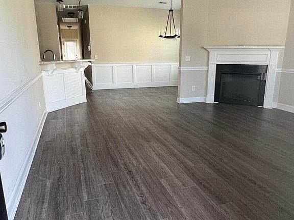 3rd image of 2249 Sweet Bay Dr #B