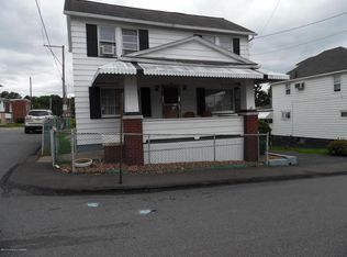 26 Spring St, Hanover Township, PA 18706