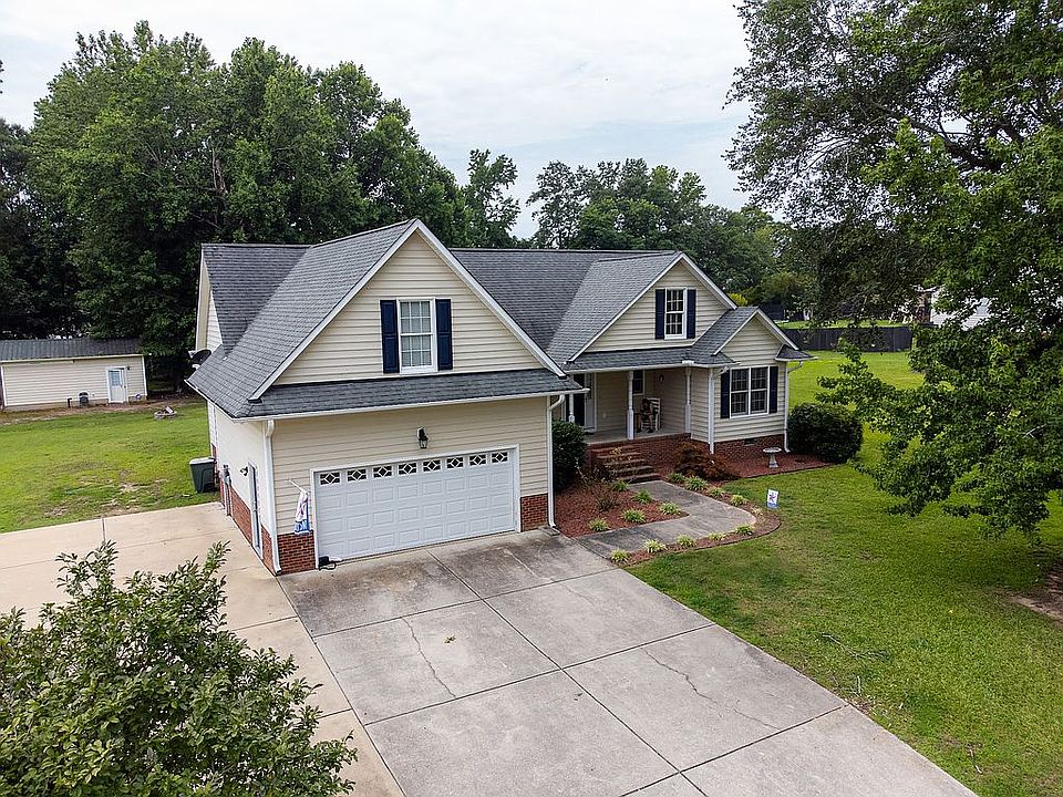 1st image of 210 Barley Dr