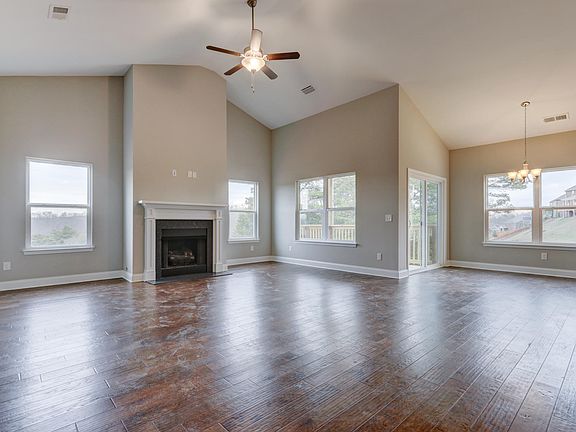 The Hanover Living Dining