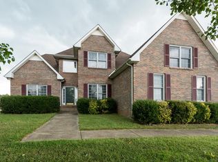 927 S Ridge Trl, Clarksville, TN 37043