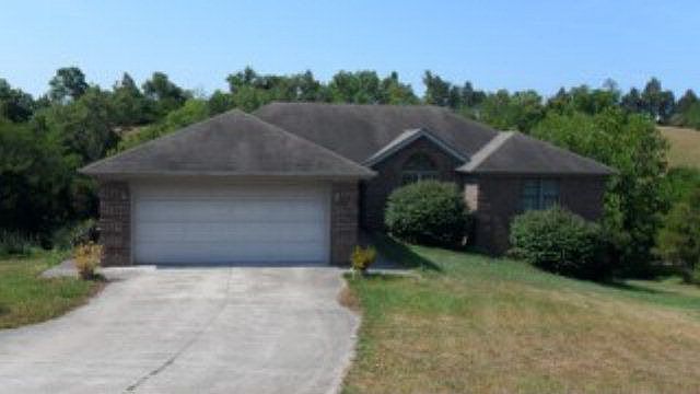 1st image of 120 Beaver Dr
