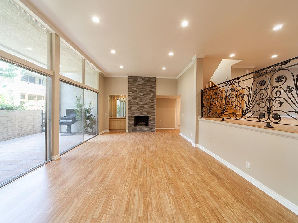 1st image of 5276 Lindley Ave