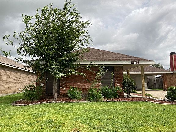 2nd image of 104 Turtle Creek Dr