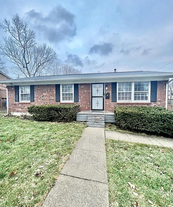 1st image of 375 Lancelot Ln