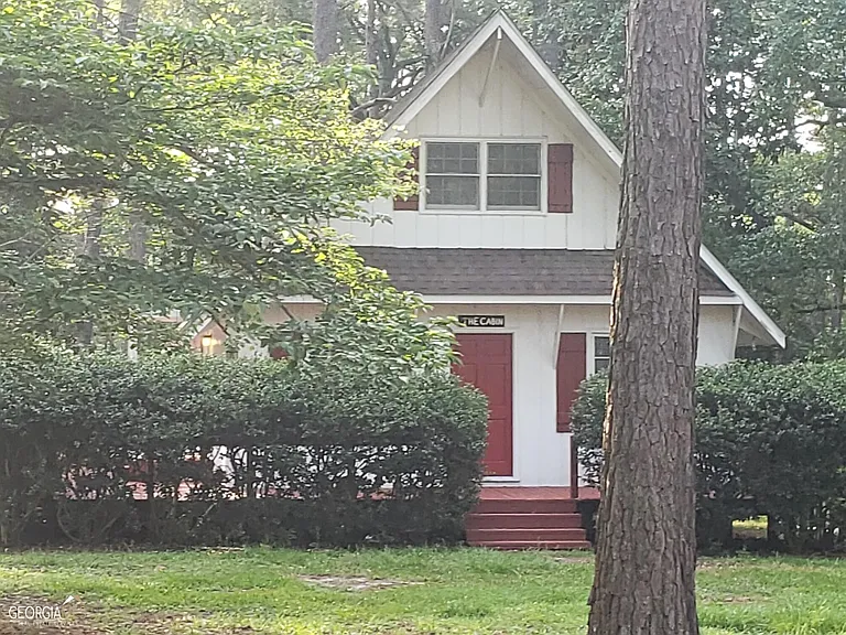 418 Country Club Rd — Photo 2