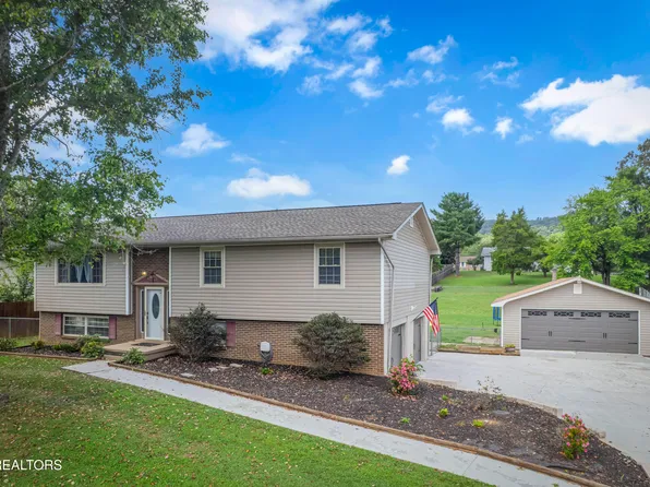 616 Pimlico Dr, Seymour, TN 37865