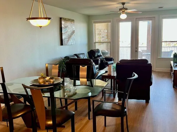 98 Island Dr Unit 33, Horseshoe Bay, TX 78657