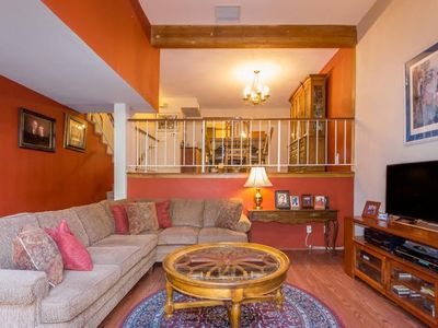 21145 Lassen St Unit 7, Chatsworth, CA, 91311