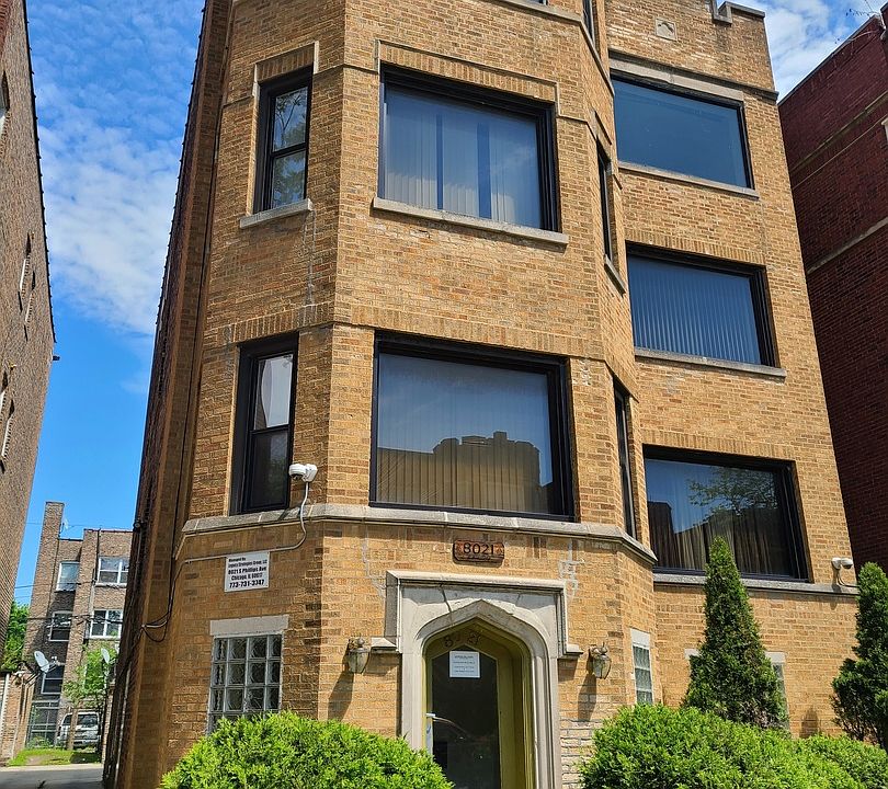 1st image of 8021 S Phillips Ave #3