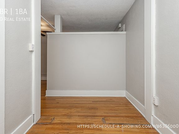 5th image of 1115 N Logan St APT 105