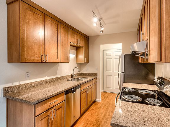2nd image of 713 3rd Pl S APT 10