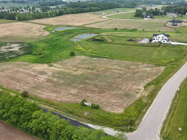 1205 BEERE LANE, Burlington, WI 53105