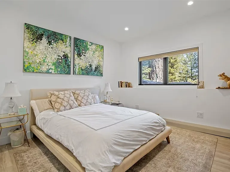 570 Tyner Way — Photo 9