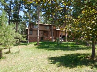4989 Red Rock Dr, Larkspur, CO 80118