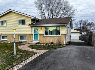 8106 Old Spring St, Mount Pleasant, WI 53406