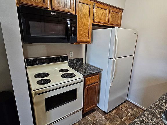 5th image of 34630 Mercer Ln #91