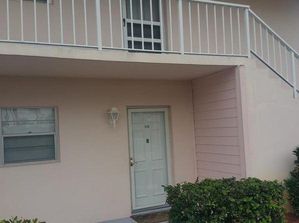 18081 SE Country Club Dr #32315