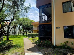 9920 NW 68th Pl APT 203, Fort Lauderdale, FL 33321