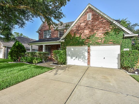 3rd image of 1211 Deerbrook Dr