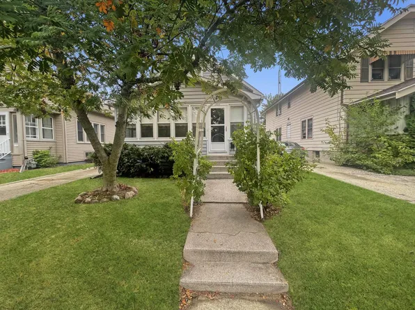 1013 South 25th STREET, Manitowoc, WI 54220