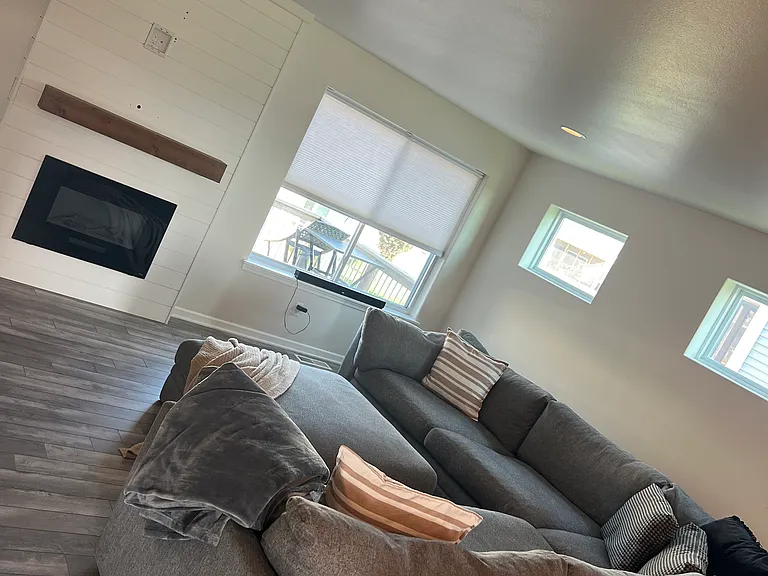 1220 Ronald Way — Photo 13
