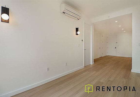 4th image of 1010 Pacific St APT 709