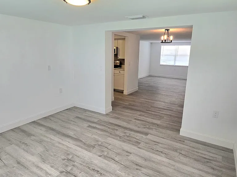 5347 Mosaic Dr — Photo 15
