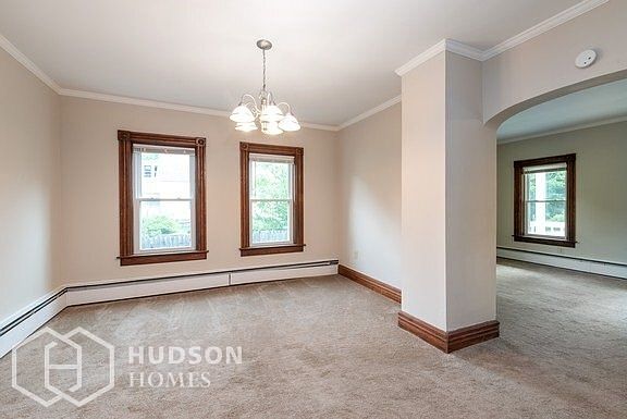 3rd image of 226 Kenview Blvd