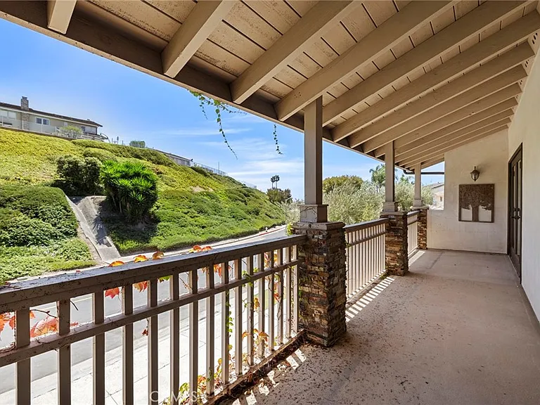 26 Mission Bay Dr — Photo 22