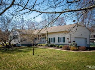 25 Kevin Pl, Wayne, NJ 07470