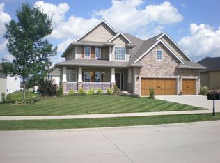 14514 Clearview Ln, Urbandale, IA 50323