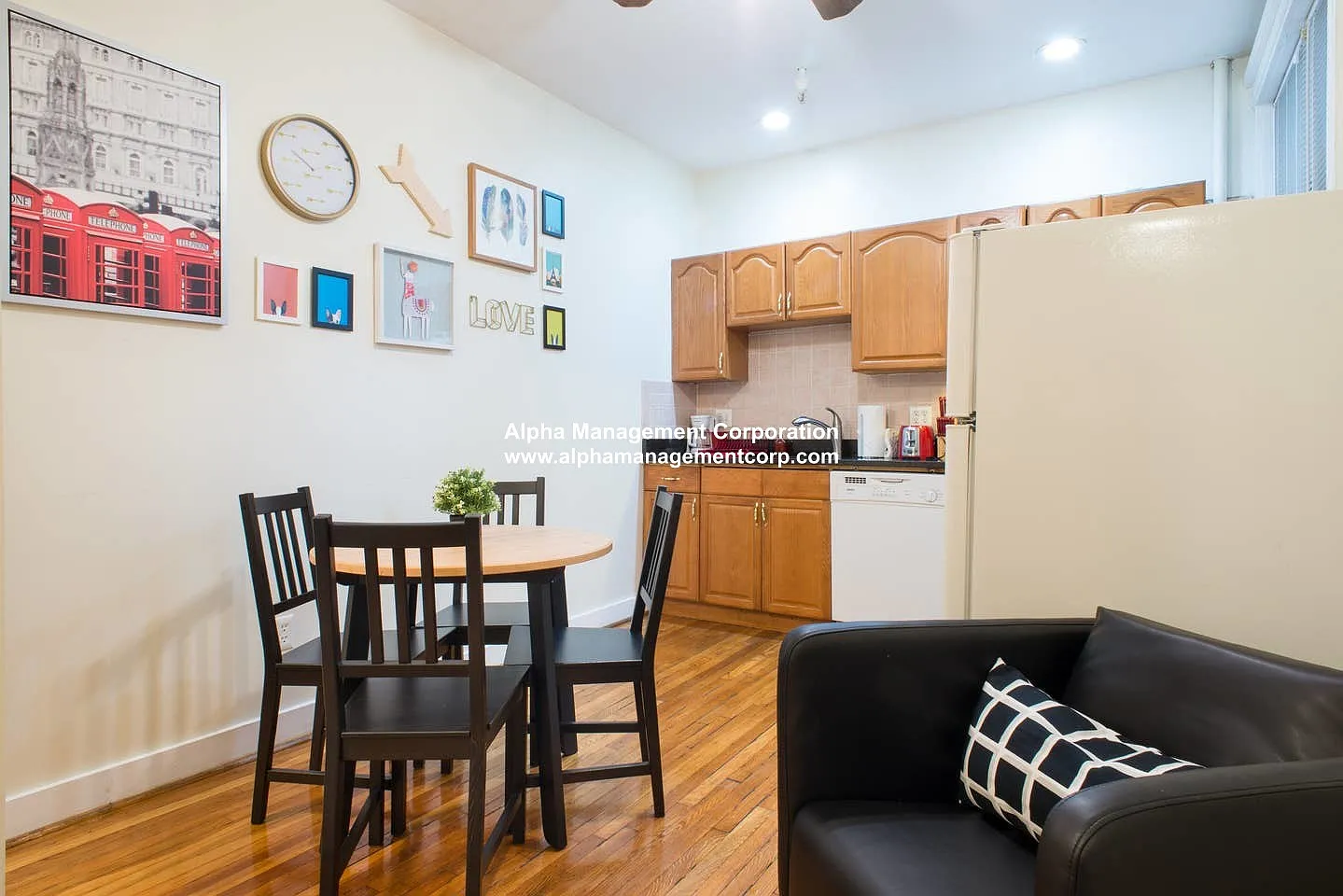 2 bed, 1.0 bath, $3,350 — Photo 2
