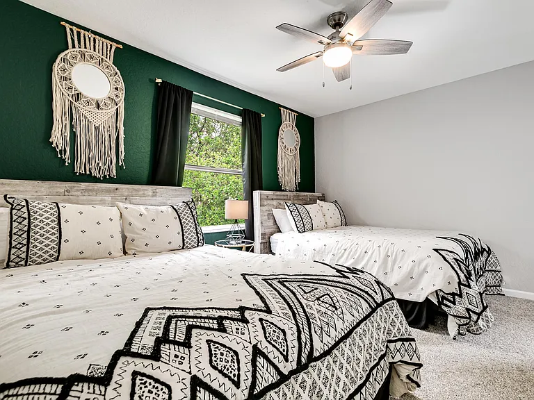 13354 Georgian Ct — Photo 19