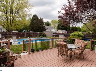 83 Rice Dr, Morrisville, PA 19067