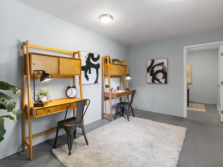 1261 Davis Ave — Photo 19