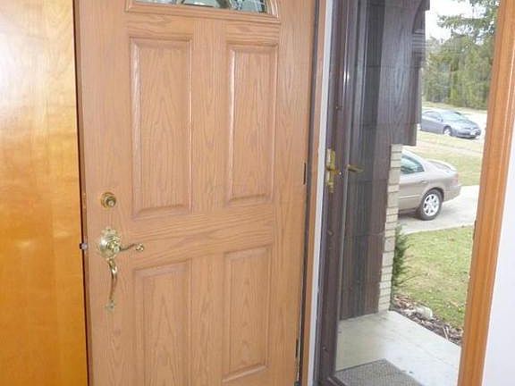 2nd image of 565 Catawba Ave