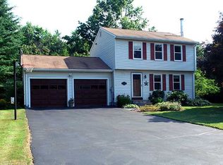 23 Bell Ct, Portland, CT 06480