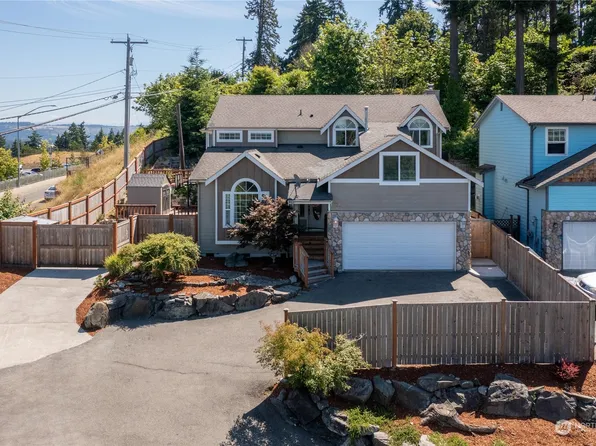 1501 5th Street SE, Puyallup, WA 98372