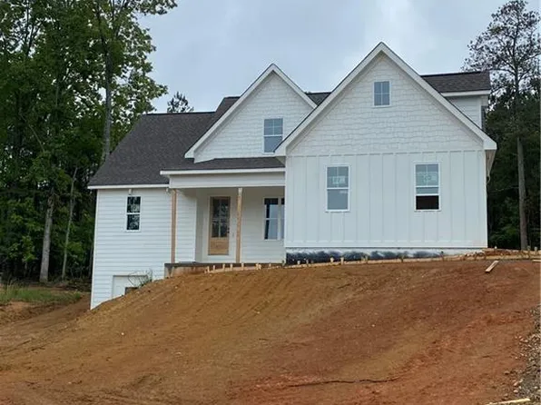 63 Blandwood Dr, Cartersville, GA 30120
