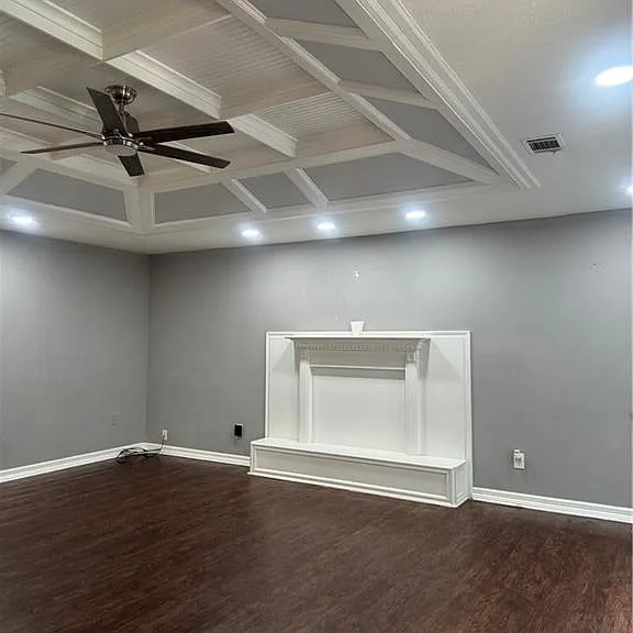 1143 Memory Ln — Photo 2